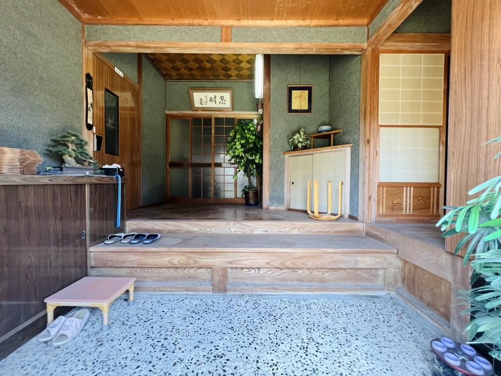 11LDK Traditional Japanese House with Garage in Kasai City - Thumbnail 3