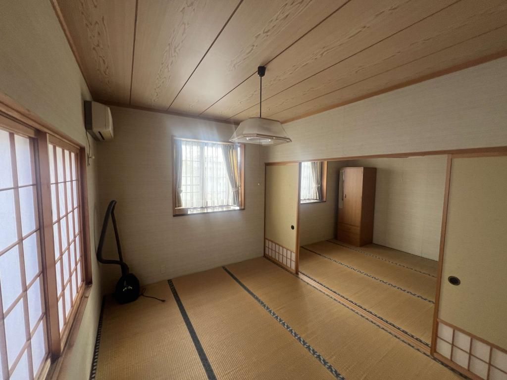 Spacious 6SDK Family Home for Sale in Toyama City - Thumbnail 3