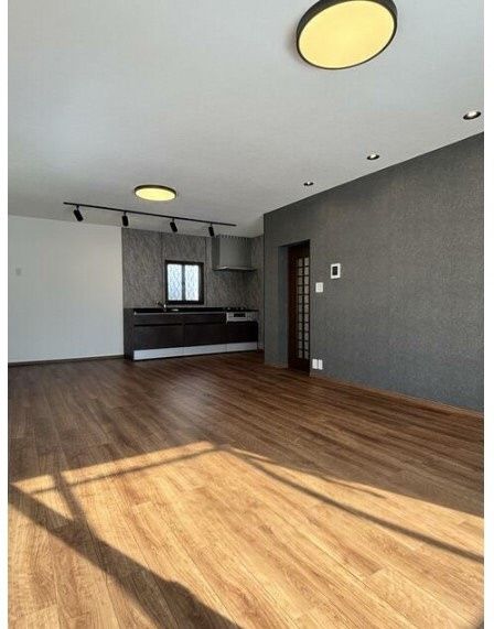 Pre-owned 3LDK House in Shiwa Town, Iwate - Thumbnail 2