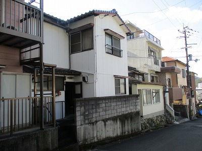 Traditional 5K House in Central Yawatahama - Corner Plot — Image 1, Yawatahama, Ehime