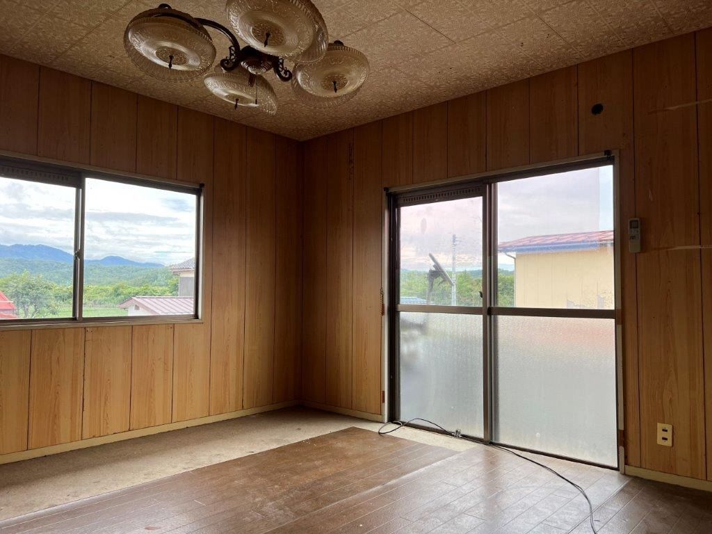 5DK House for Sale in Joetsu City, Niigata - 390 sqm Land - Thumbnail 2