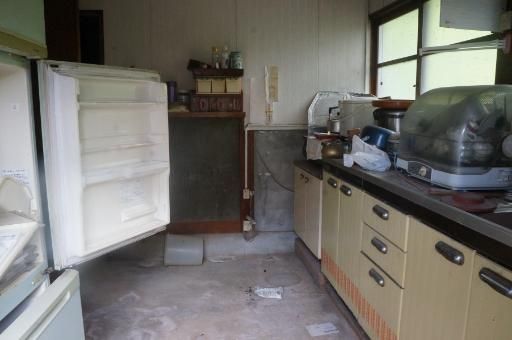 5K Detached House with Large Land & Warehouse in Seiyo, Ehime - Thumbnail 4