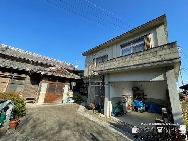 2.5 Million Yen Detached House with Annex in Imabari, Ehime - Main Image