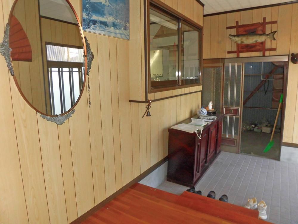 5LDK Detached House for Sale in Odate, Akita with Large Garden - Thumbnail 2