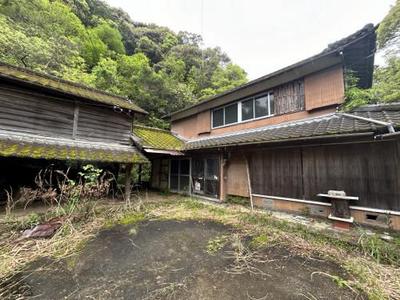 Land for Sale at the Foot of the Mountain in Kadogawa Town — Image 1, Japan, Miyazaki
