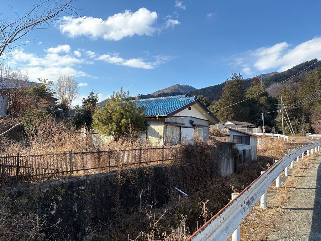 5K Detached House for Sale on Large Corner Lot in Midori City, Gunma - Thumbnail 2