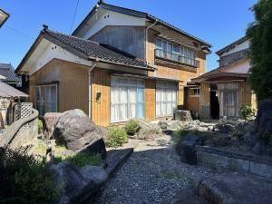 10K Wooden House for Sale in Sado City, Niigata - 2 Million Yen — Image 1, Sado, Niigata