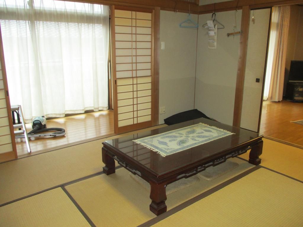 4LDK Detached House for Sale in Taku City, Saga - Thumbnail 2