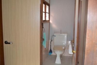 1960 Detached House for Sale in Naruto, Tokushima - 224.75 sqm Land — Image 1, Naruto, Tokushima