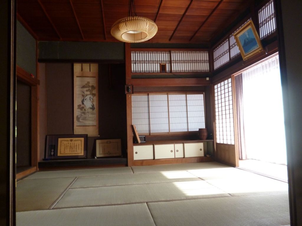 Traditional 6LDK House for Rent in Ichikikushikino, Kagoshima - Thumbnail 4
