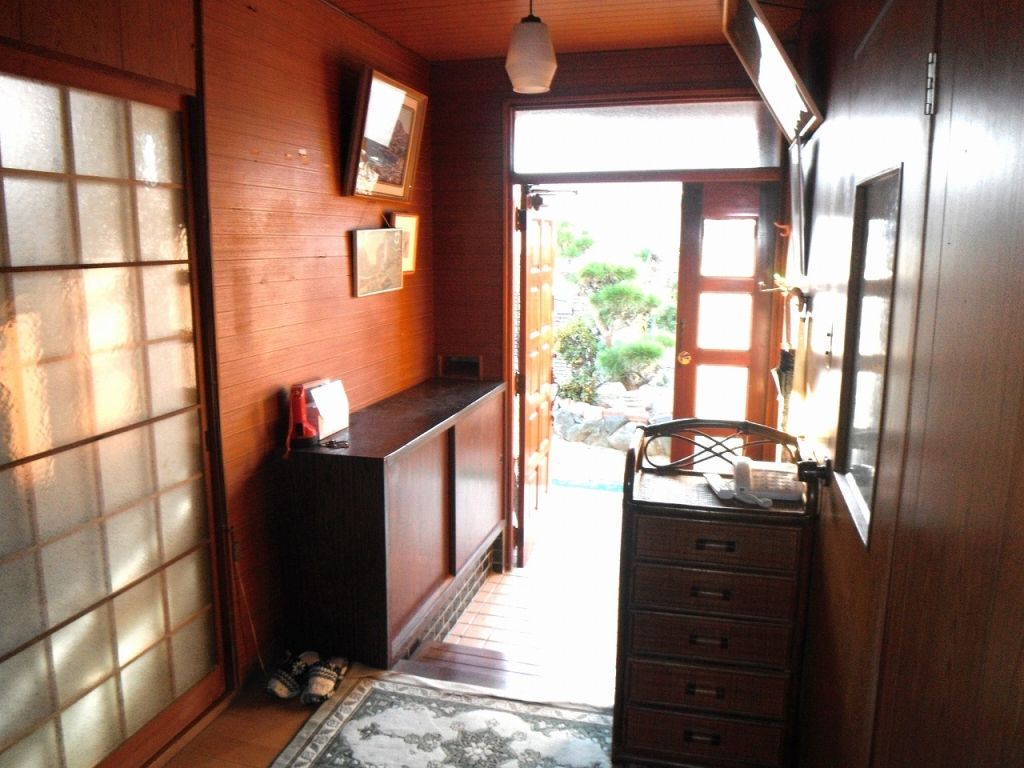 4DK Detached House for Sale in Niihama, Ehime - 224.65 sqm Land - Thumbnail 2