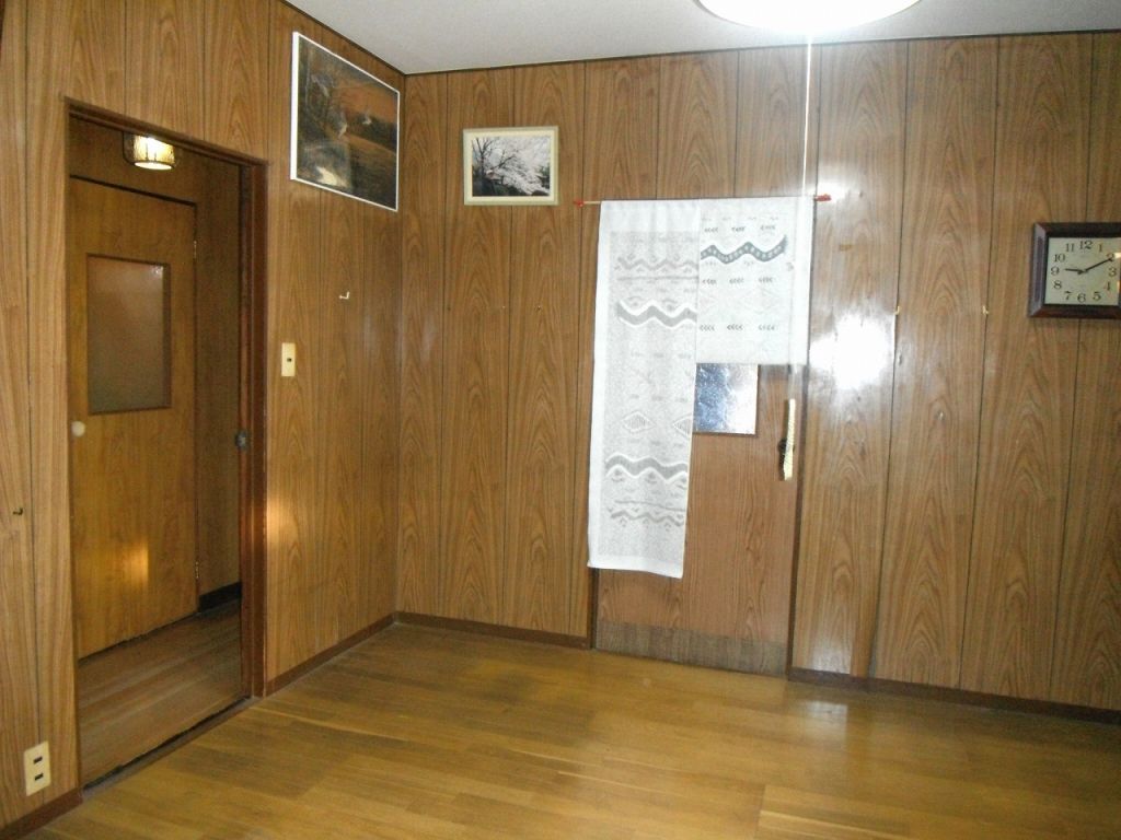 4DK Detached House for Sale in Niihama, Ehime - 224.65 sqm Land - Thumbnail 4