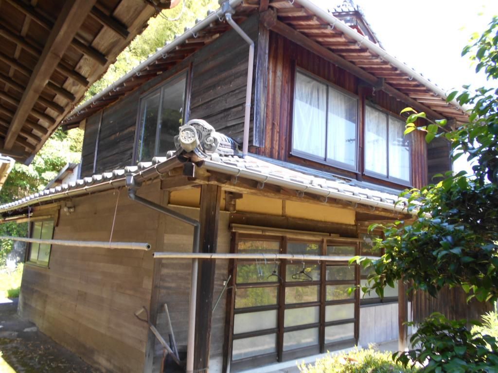 5DK House with Land and Warehouse for Sale in Iwakuni - Thumbnail 3