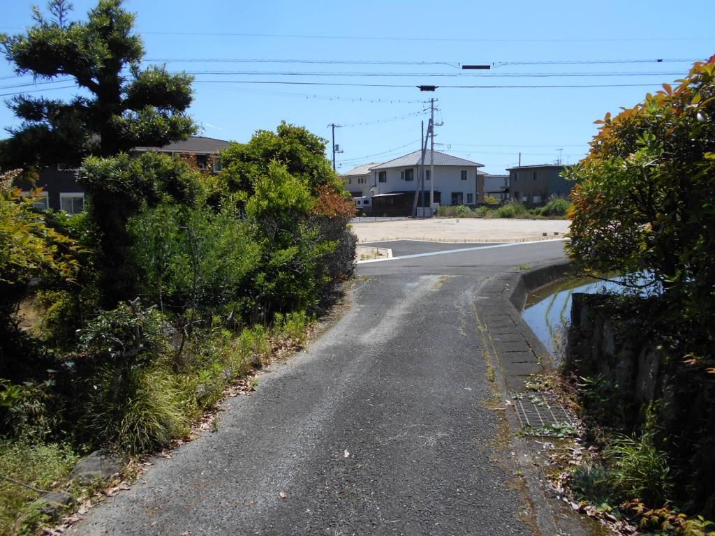 5DK House with Land and Warehouse for Sale in Iwakuni - Thumbnail 4