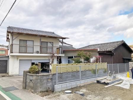 7DK Family Home with Garden in Kit-suki, Oita - Akiya Bank Listing - Thumbnail 2