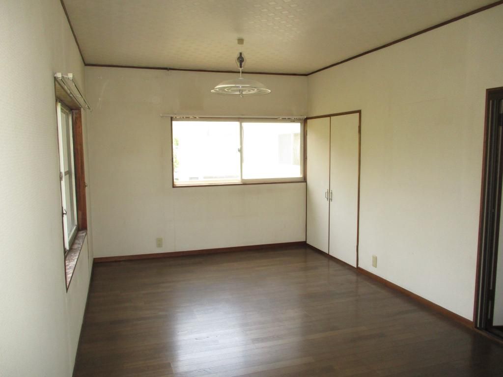 Spacious 4DK Rental House with Garden in Kasaoka, Okayama - Thumbnail 4