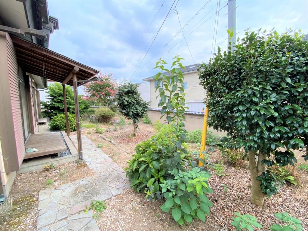 5-Bedroom Detached House for Sale in Tochigi City - Thumbnail 3