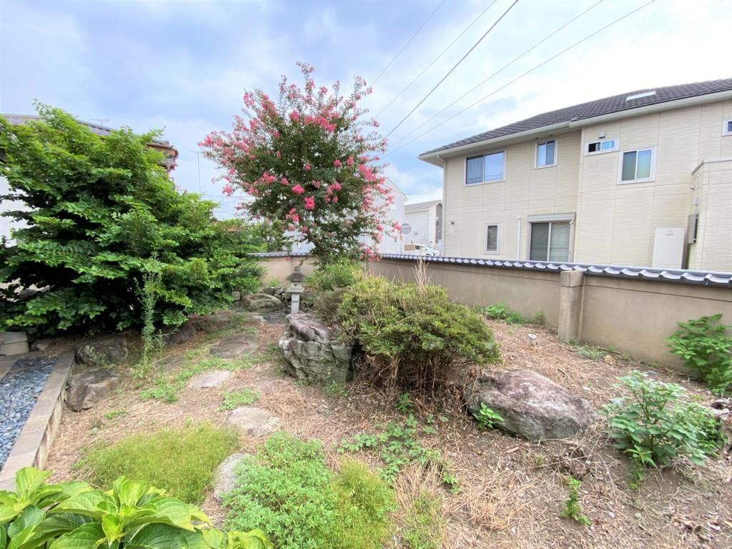 5-Bedroom Detached House for Sale in Tochigi City - Thumbnail 2