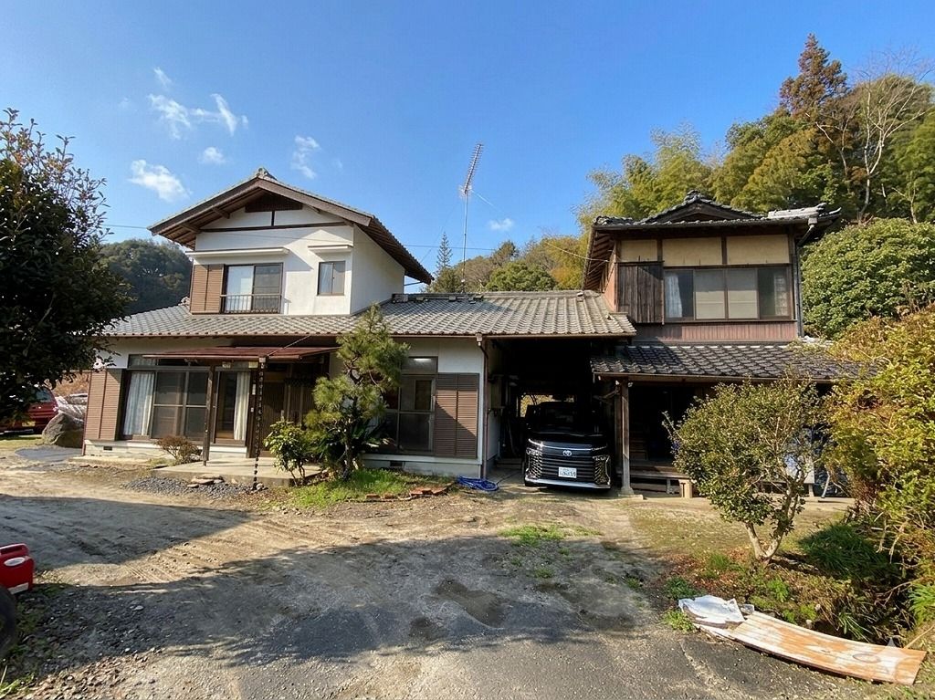 7DK Used House for Sale in Iwakuni, Yamaguchi - Akiya Bank - Thumbnail 2