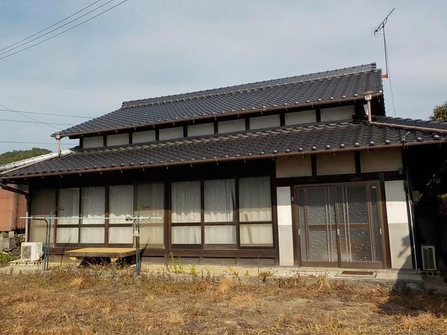 5DK Detached House for Sale in Higashihiroshima, Hiroshima - Thumbnail 2