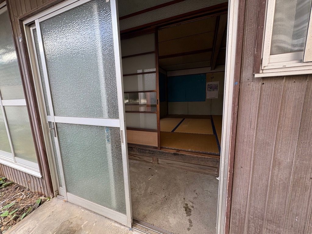 4K Detached House with Large Land in Midori City Gunma - Thumbnail 2