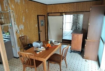 Island Home with Seto Inland Sea Views in Mihara, Hiroshima - Thumbnail 3