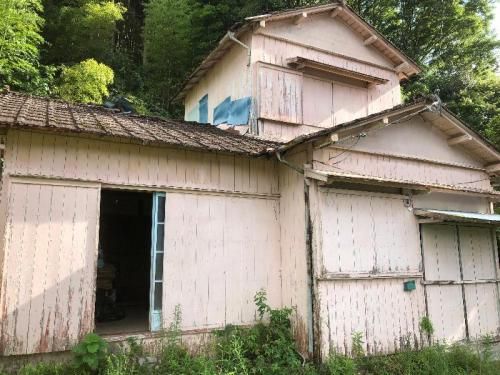 Traditional House with Detached Unit & Farmland in Minamiise, Mie - Image 1