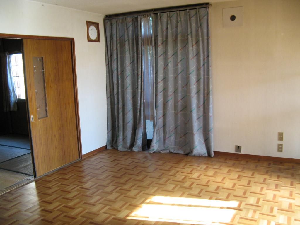 5LDK Family House for Sale in Kuriyama, Hokkaido - 142 sqm - Thumbnail 4