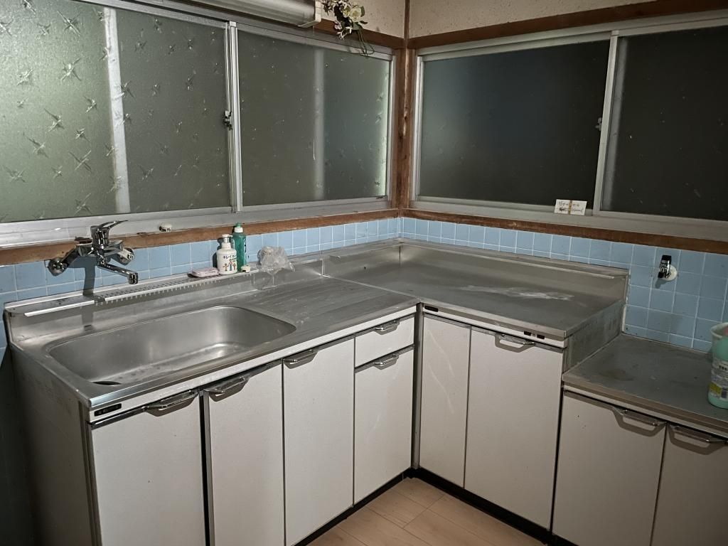 Renovated 3DK House with Garden in Sakawa, Kochi - Akiya Bank - Thumbnail 2