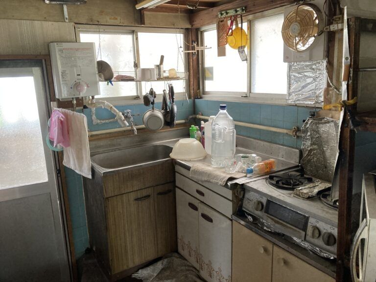 1974 5DK Detached House for Sale in Shibushi, Kagoshima - Thumbnail 4