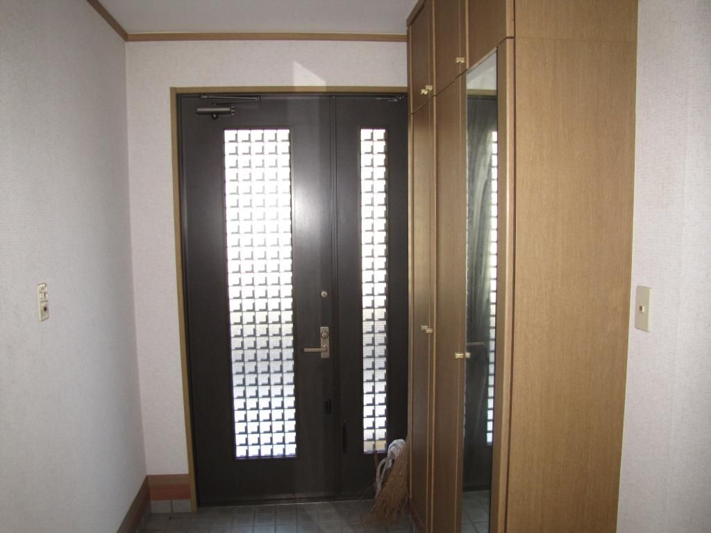 Two-Story 6DK House for Sale in Miyoshi City, Tokushima - Image 1