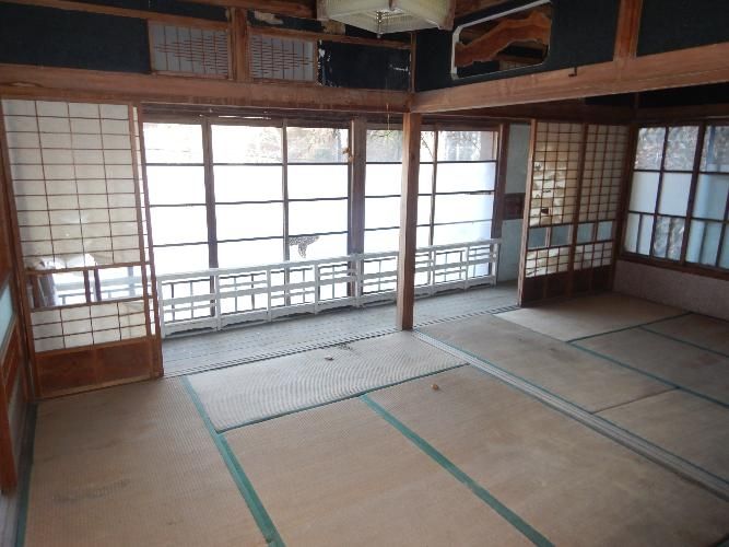 4DK House for Sale in Okutama, Tokyo - 114.04 sqm on 181 sqm Land - Thumbnail 3