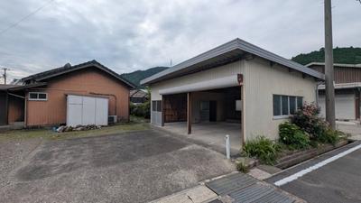 Spacious Koka House with Cherry Blossom Views — Image 1, Koka, Shiga