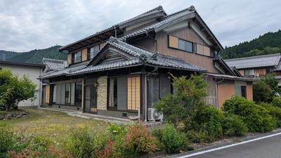 Spacious Koka House with Cherry Blossom Views — Image 1, Koka, Shiga