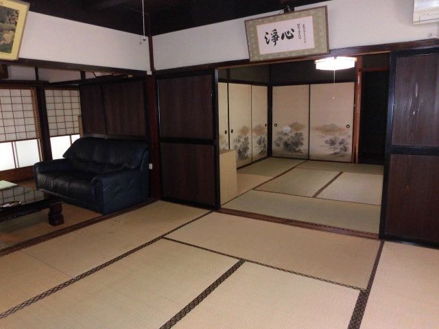 1927 Wooden House with Land for Sale in Asago, Hyogo - Thumbnail 4