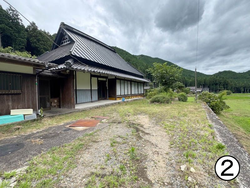 Traditional 10DK Kominka Rental with Farmland in Hyogo's Taka Town - Thumbnail 2
