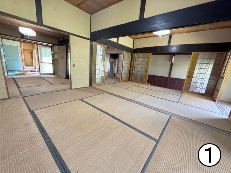 Traditional 10DK Kominka Rental with Farmland in Hyogo's Taka Town - Thumbnail 3