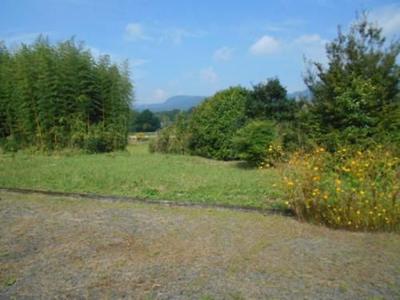 3LDK House on Large Corner Plot in Ebino, Miyazaki — Image 1, Ebino, Miyazaki