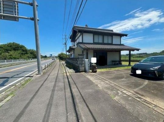 4LDK Detached House on 671sqm Corner Lot in Omitama, Ibaraki - Thumbnail 3