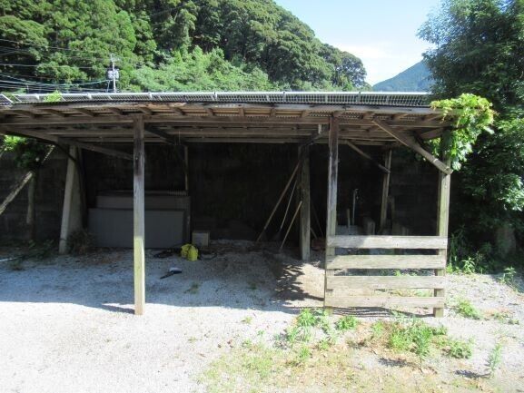 8DK Countryside House with Large Land Plot for Sale in Saiki, Oita - Thumbnail 3