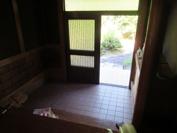 8DK Countryside House with Large Land Plot for Sale in Saiki, Oita - Thumbnail 4