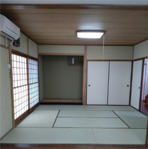 5LDK Family House for Sale in Quiet Oita City Neighborhood - Thumbnail 3