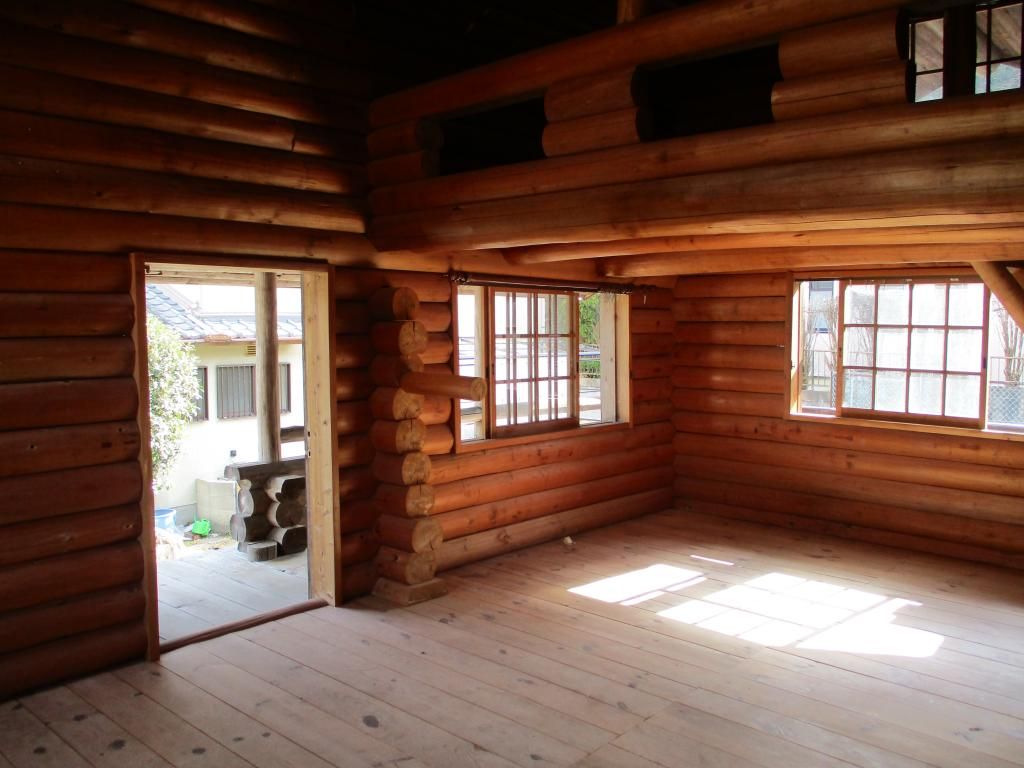 5DK House with Log House on Large Corner Lot in Nabari City - Thumbnail 2