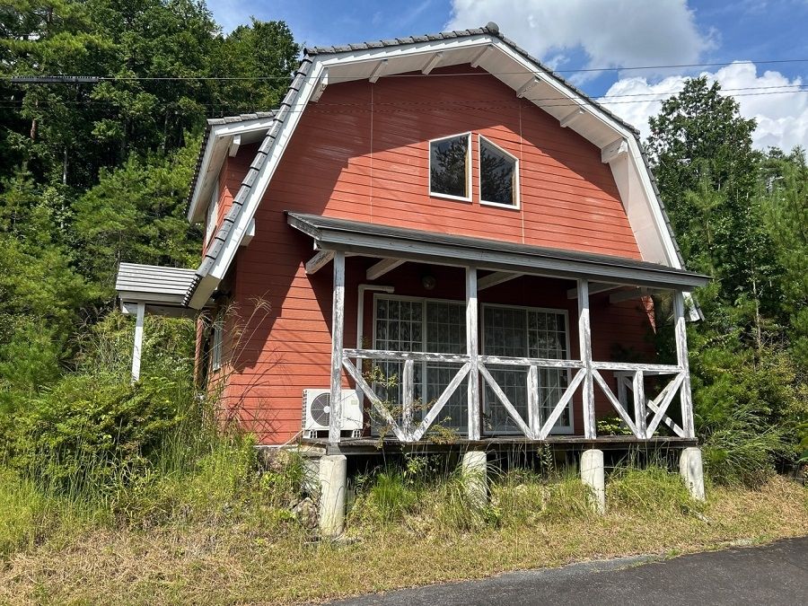 2LDK Villa-Style Home in Nakatsugawa's Green Retreat Area - Thumbnail 2