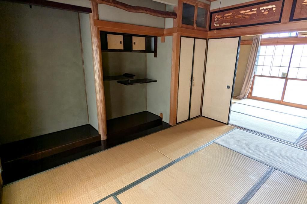 8K House for Sale in Shikokuchuo, Ehime - 161.49 sqm on 945 sqm Land - Thumbnail 3