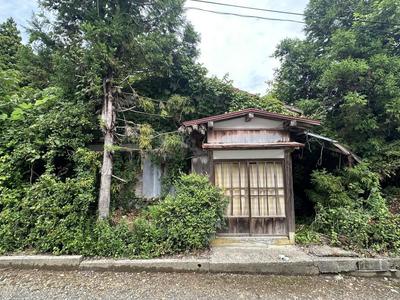 1964 Single-Story House for Renovation in Yahiko Village — Image 1, Yahiko, Niigata