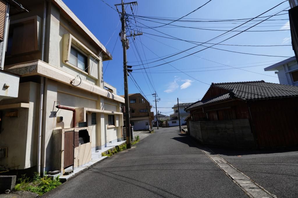 4DK Family House for Sale in Makurazaki, Kagoshima - Akiya Bank - Thumbnail 2