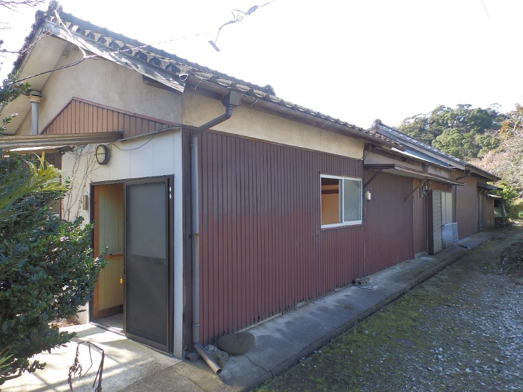 5DK Renovation Project House in Imari, Saga - Akiya Bank Listing - Thumbnail 2