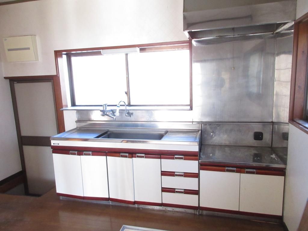 6DK Detached House for Sale in Kasama, Ibaraki - Thumbnail 3