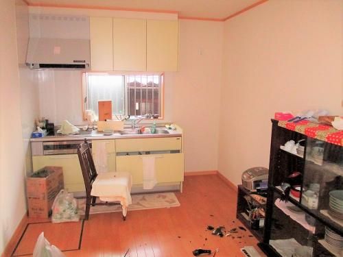 8LDK House for Sale in Hokuei, Tottori with Renovation Potential - Main Image